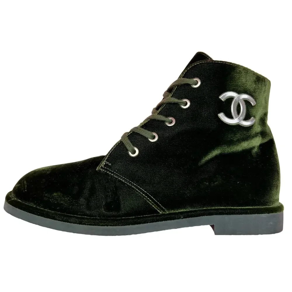 CHANEL Interlocking CC Logo Velvet Lace-Up Boots EU 38 US 8 Green Ankle Booties